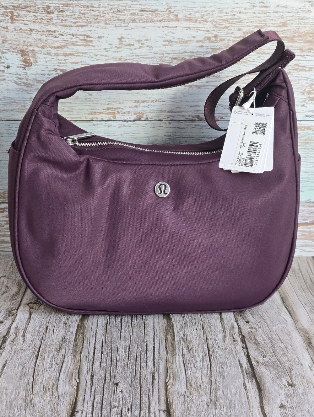 *NWT* LULULEMON City Essentials 4L Shoulder Bag, Color - Black Plum